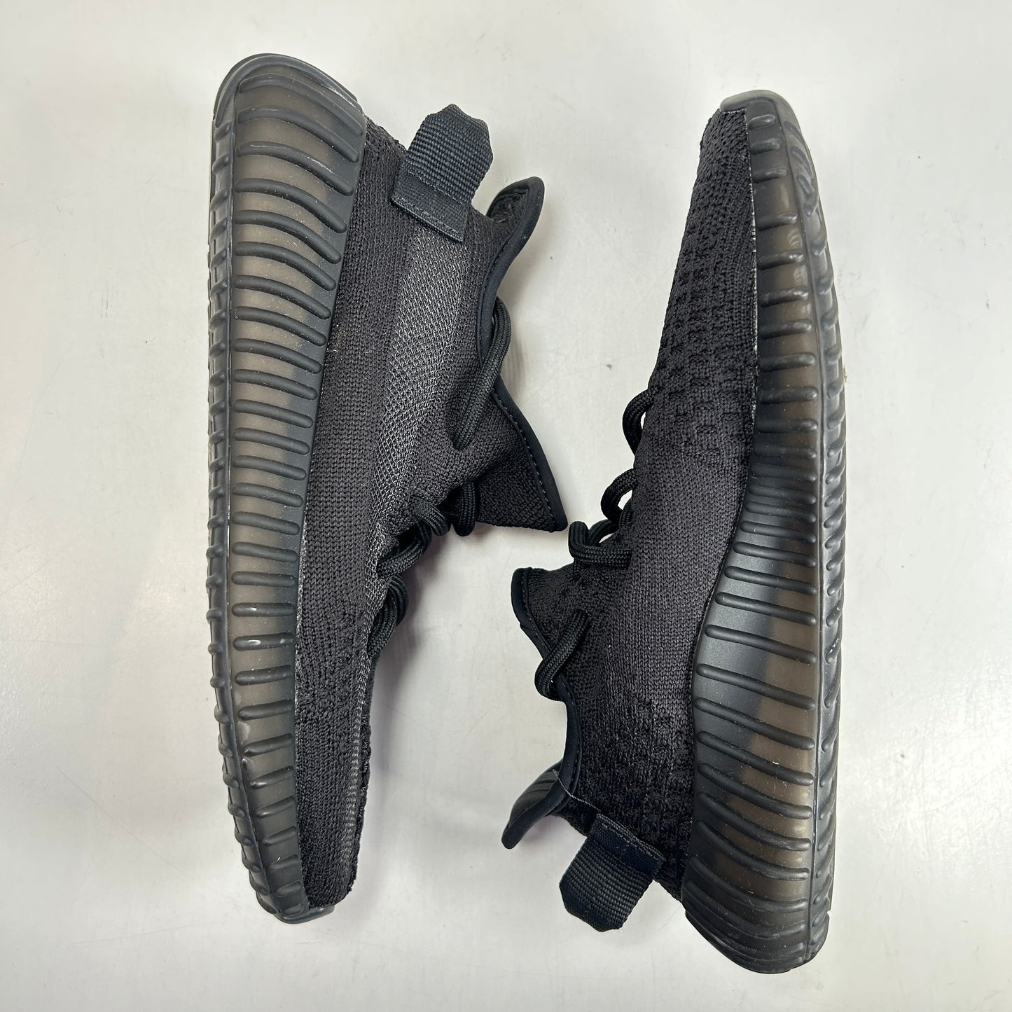 HQ4540 Adidas Yeezy Boost 350 V2 Onyx [USED] - 4.5 M (Used)