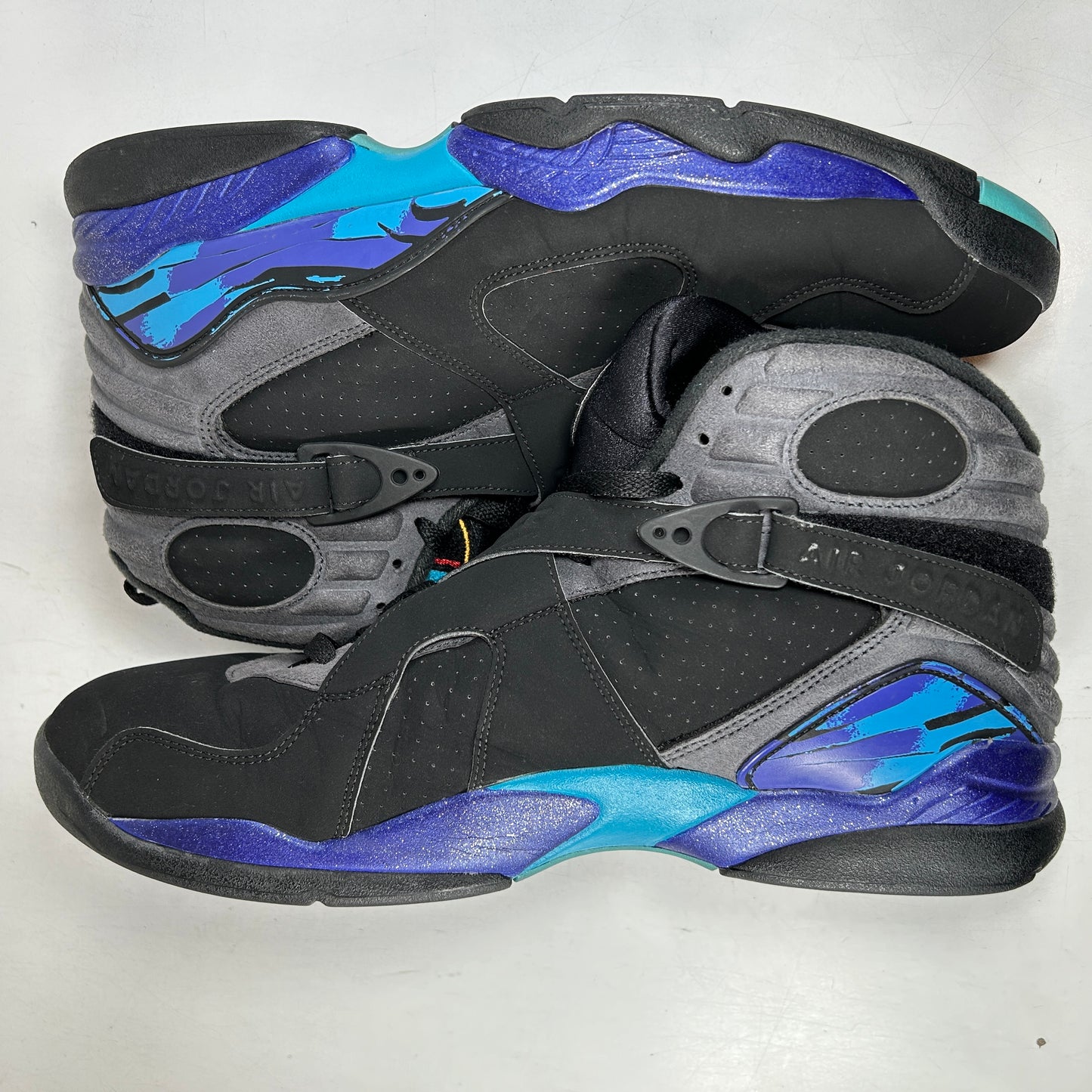 305381 025 Jordan 8 Retro Aqua (2015)