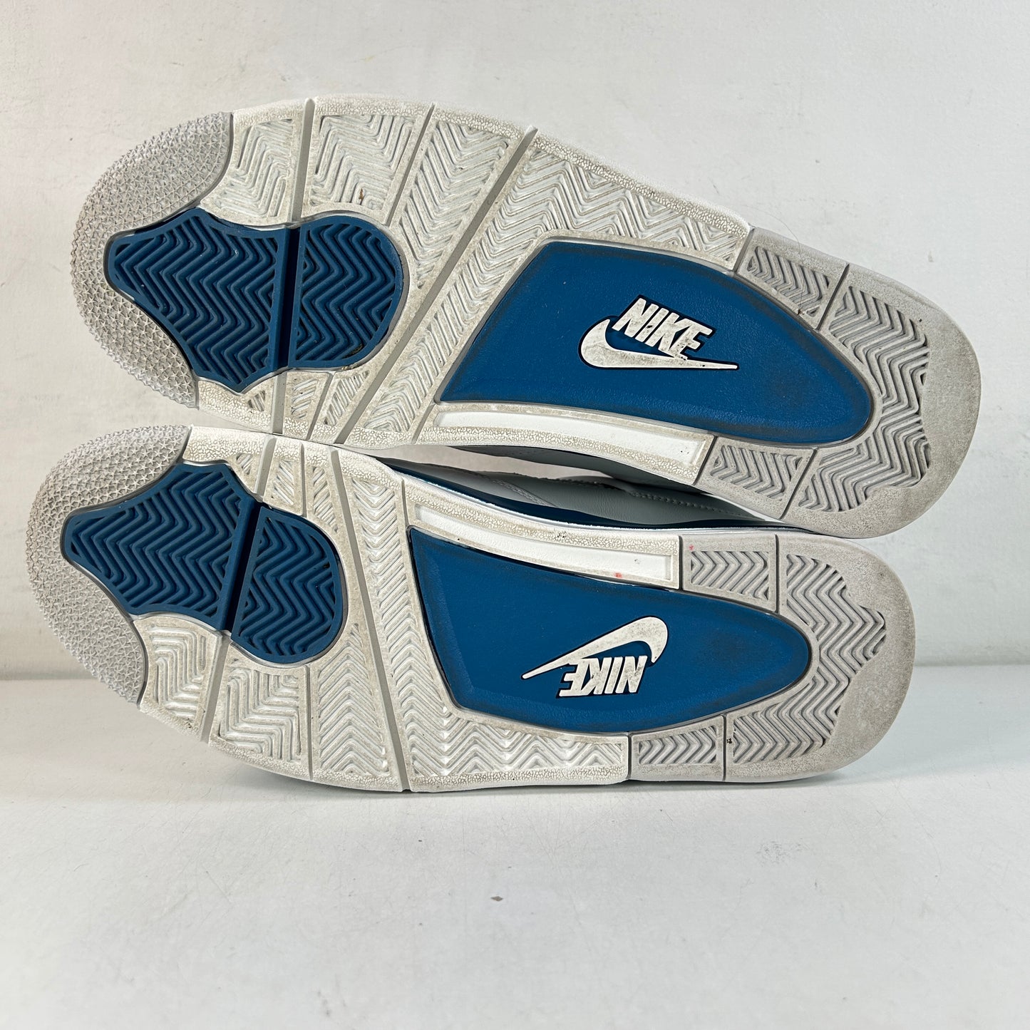 FV5029 141 Jordan 4 Retro Military Blue (2024) [USED] - 10 M (Used9)