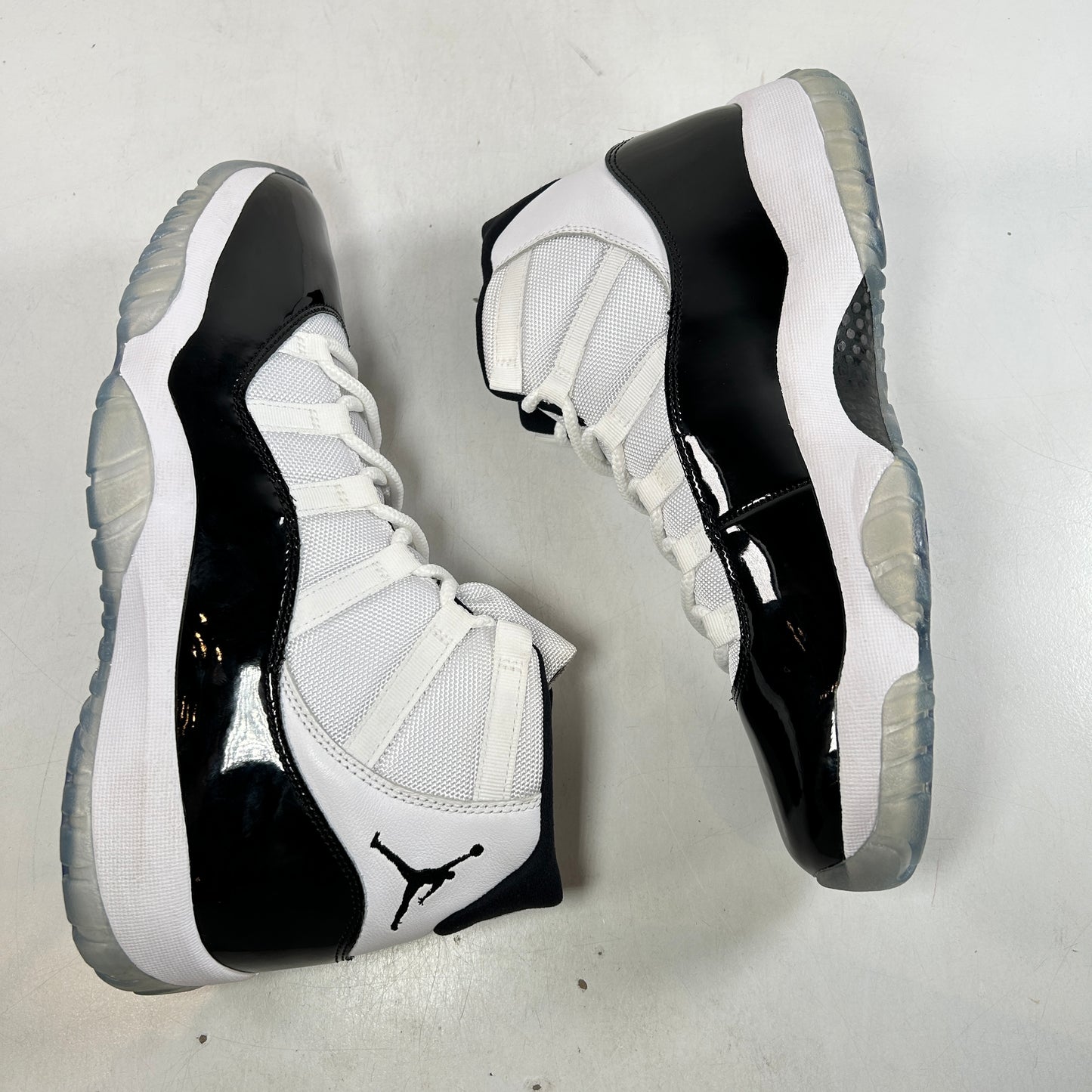 378037 100 Jordan 11 Concord [CONDITIONAL] - 11 M (No Box) (Soles Yellowing)