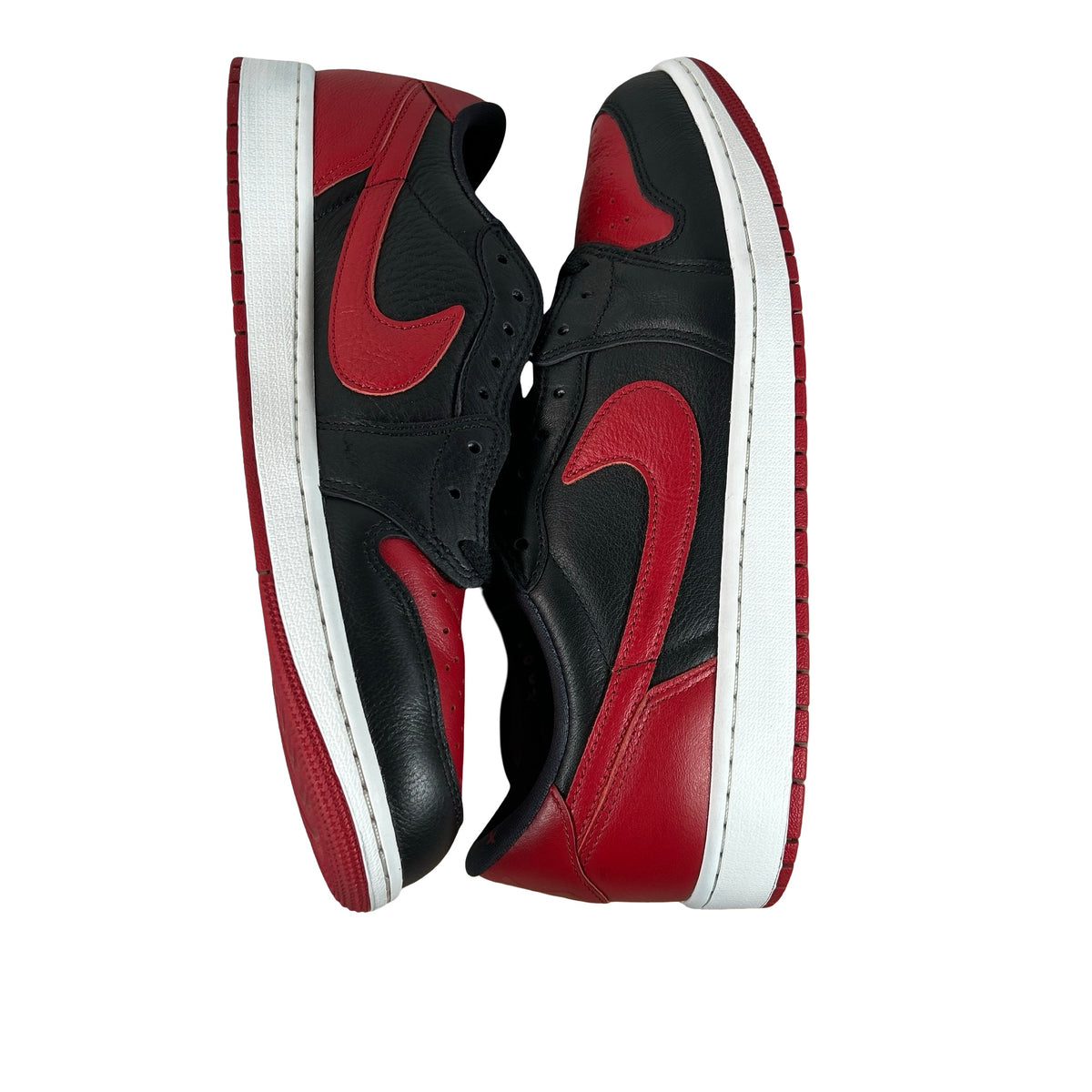 IW6276 001 Air Jordan 1 Retro Low OG Banned [USED] - 12 M (Used)