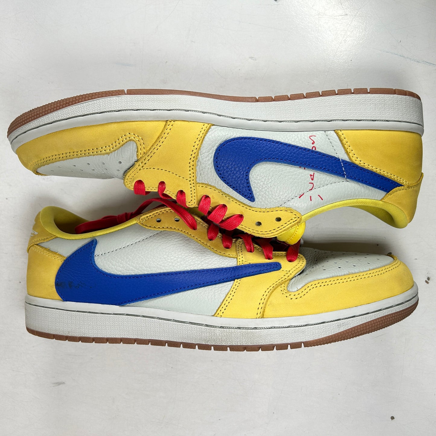 DZ4137 700 Jordan 1 Retro Low OG SP Travis Scott Canary (Women's) [USED] - 12 W (Used)