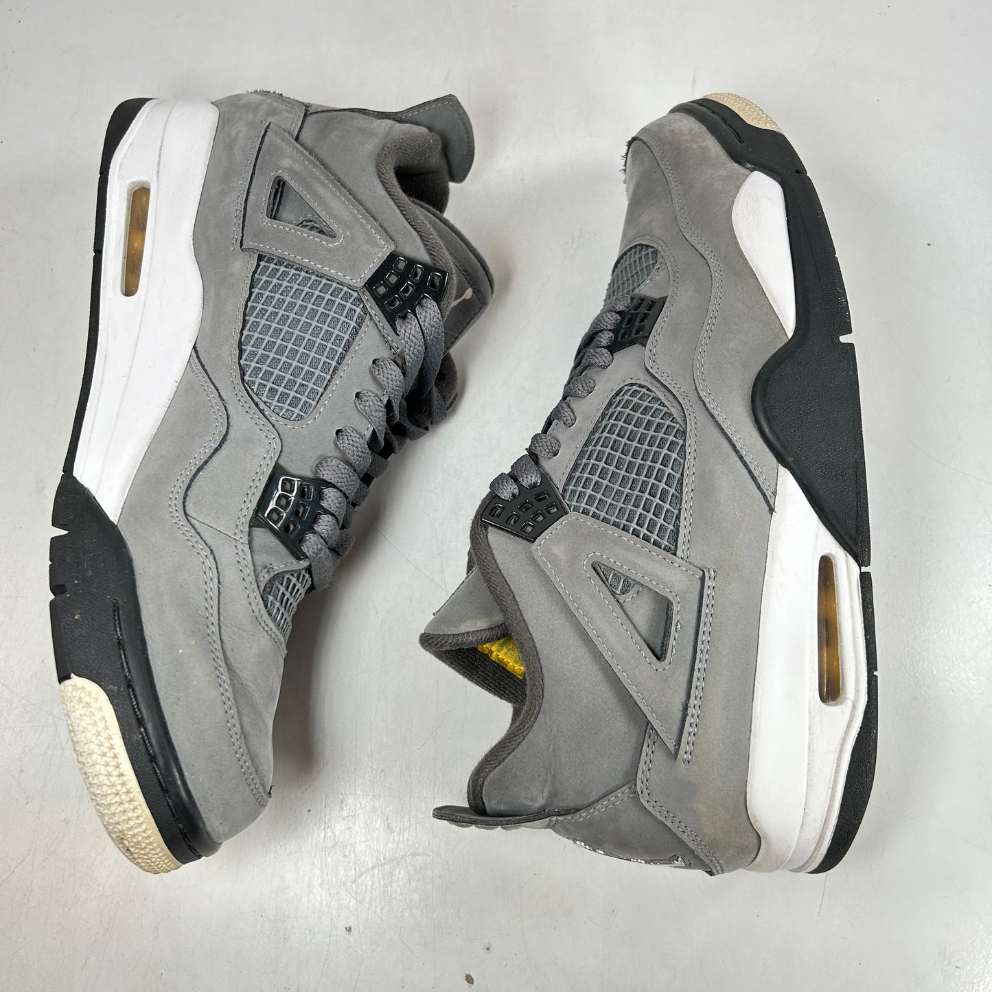 308497 007 Jordan 4 Retro Cool Grey (2019) [USED] - 11 M (Used)