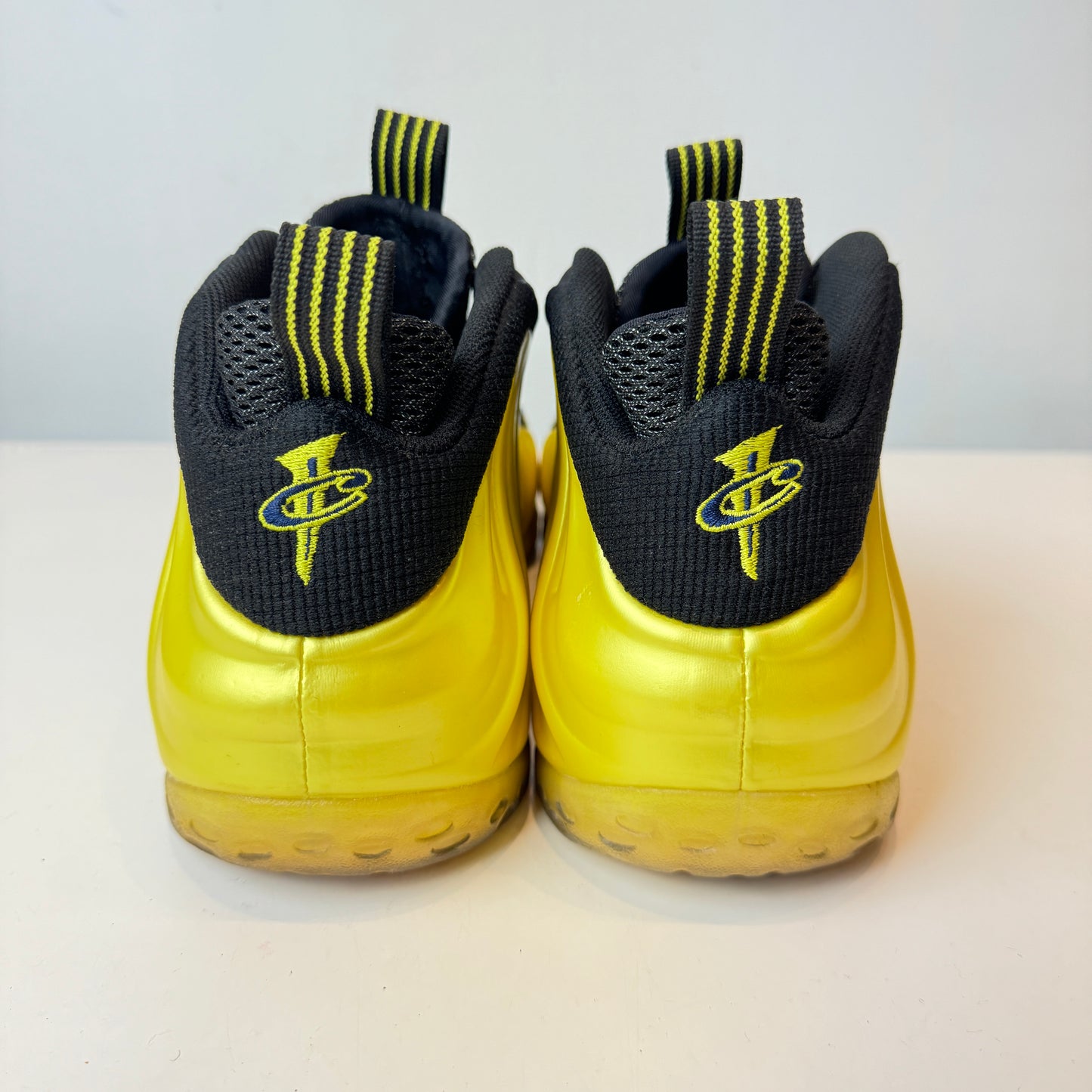 314996 330 Nike Air Foamposite One Electrolime [USED] - 11.5 M (Used) (No Box)