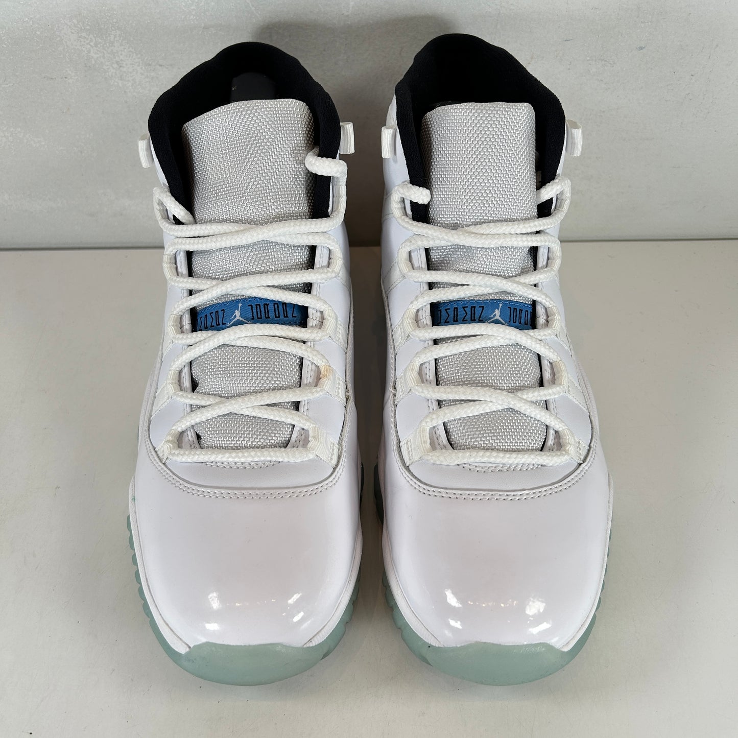 378037 117 Jordan 11 Retro Legend Blue (2014) [USED] - 9.5 M (Used)