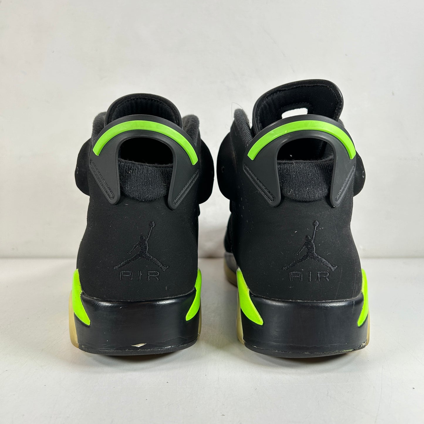 CT8529 003 Jordan 6 Retro Verde Eléctrico