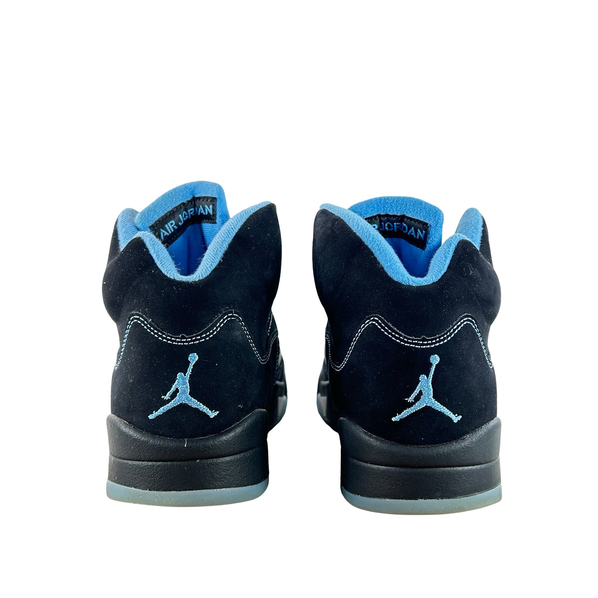 DD0587 008 Jordan 5 Retro Black University Blue (2026) [USED] - 8.5 M (Used)