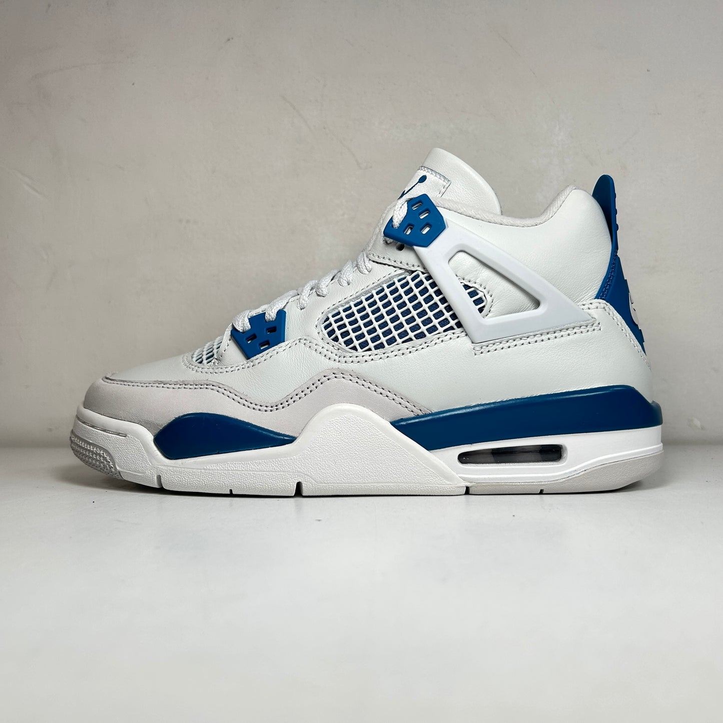 HF4281 141 Jordan 4 Retro Military Blue (2024) (GS) [CONDITIONAL] - 6.5 Y (Defect)