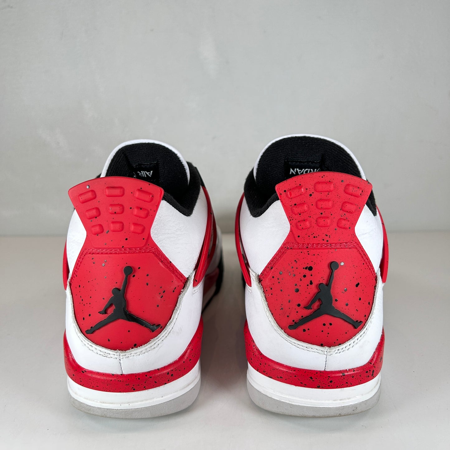 DH6927 161 Jordan 4 Retro Red Cement [USED] - 9.5 M (Used2)