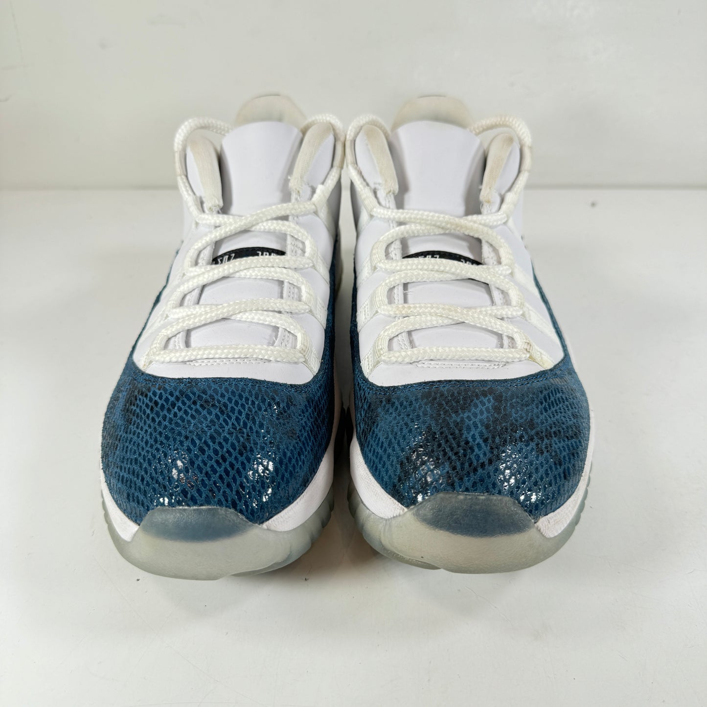 CD6846 102 Jordan 11 Retro Low Snake Navy (2019) [USED] - 9 M (Used) (No Box)