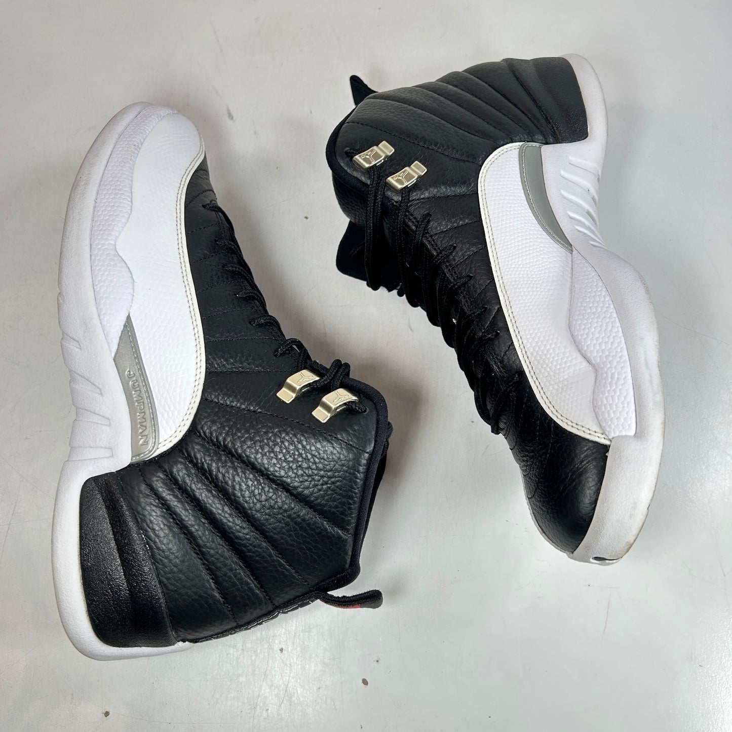 CT8013 006 Jordan 12 Retro Playoffs (2022) [USED] - 11 M (Used)