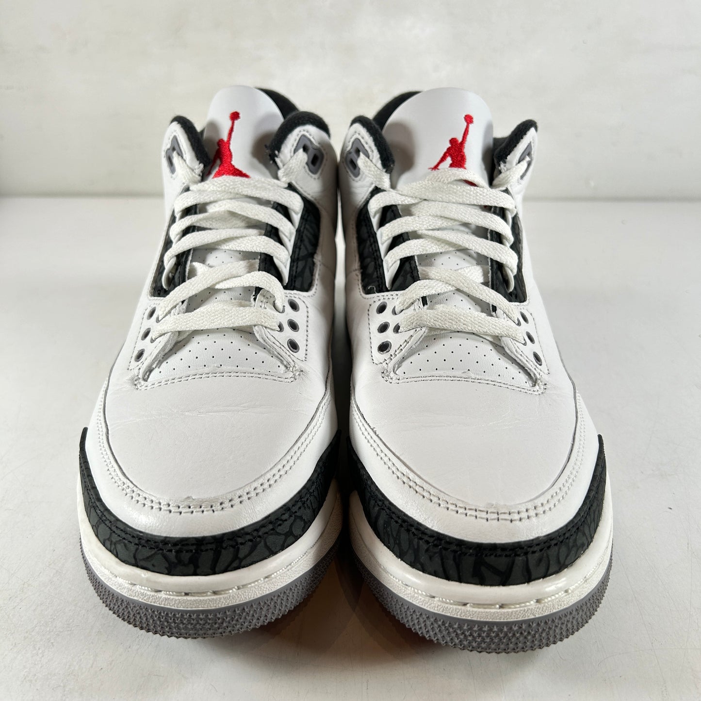 CT8532 106 Jordan 3 Retro Cement Grey [USED] - 8.5 M (Used)