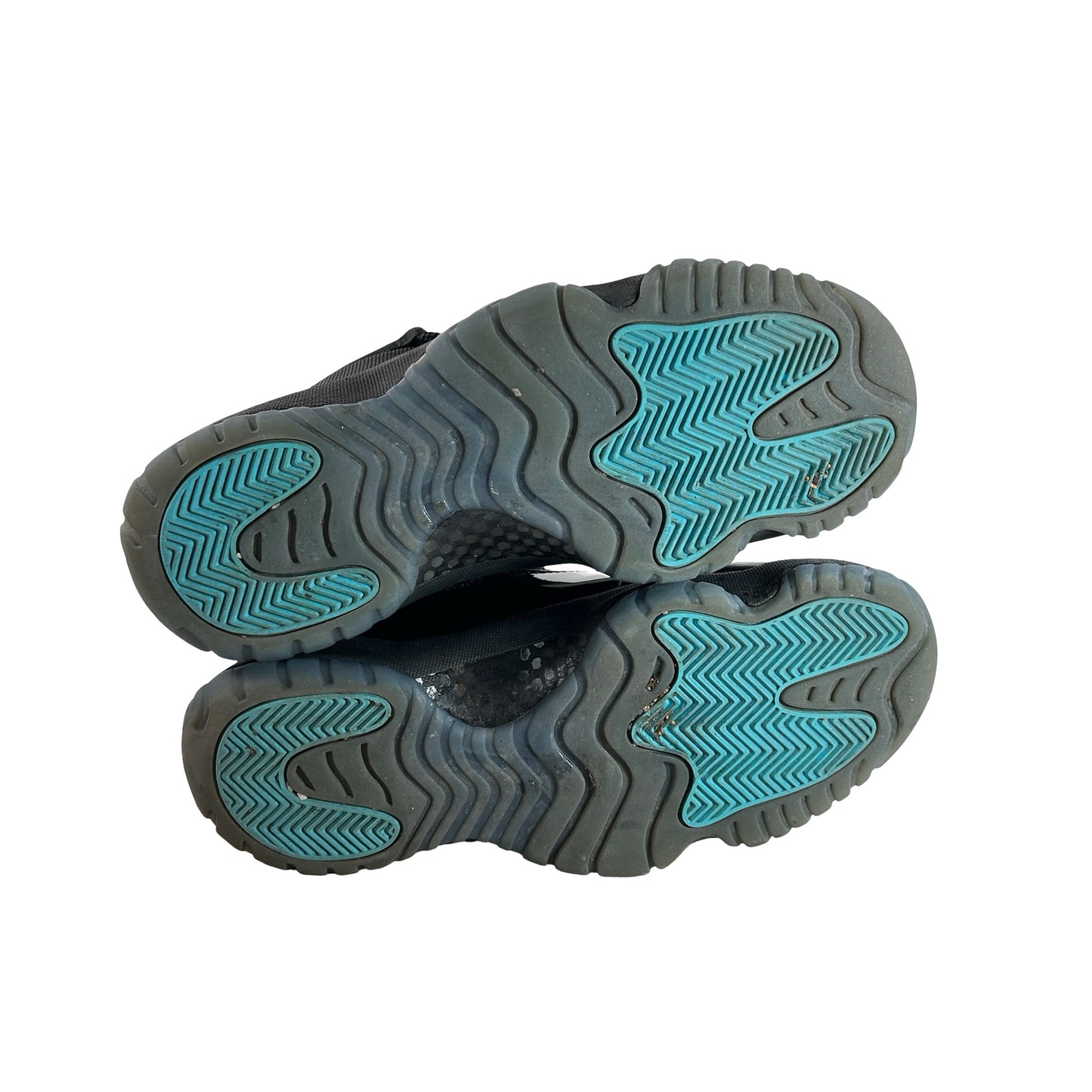 CT8012 047 Jordan 11 Retro Gamma Blue (2025) [USED] - 8 M (Used3)