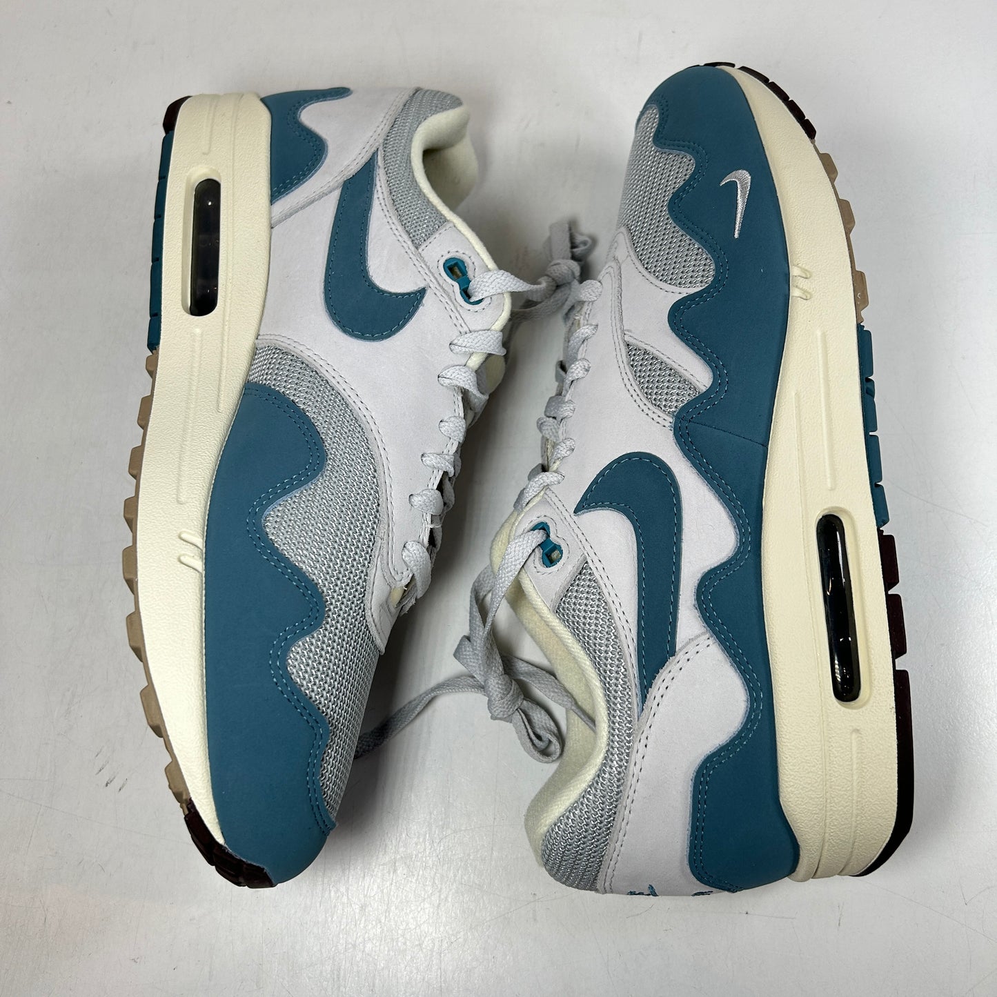 DH1348 004 Nike Air Max 1 Patta Waves Noise Aqua (with Bracelet) [USED] - 11 M (Used)