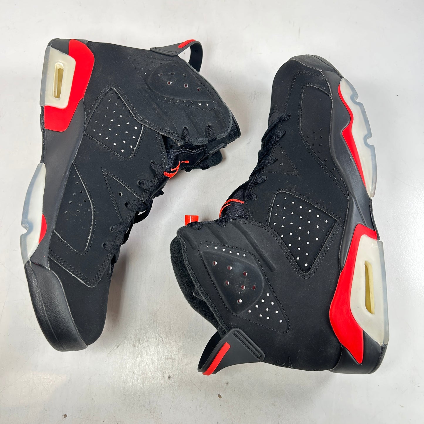 384664 060 Jordan 6 Retro Black Infrared (2019) [USED] - 10.5 M (VNDS)