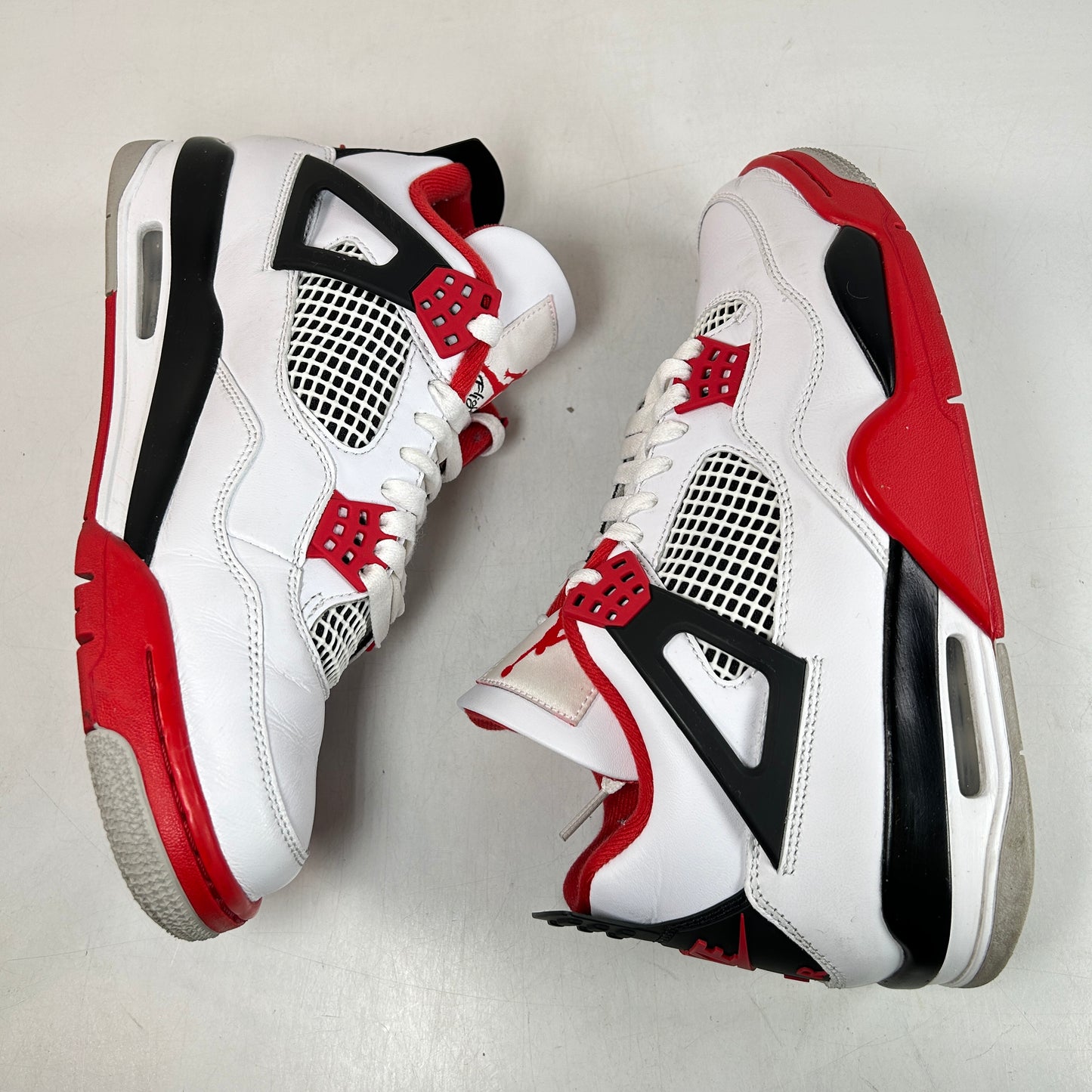 DC7770 160 Jordan 4 Retro Fire Red (2020) [USED] - 9.5 M (Used2)