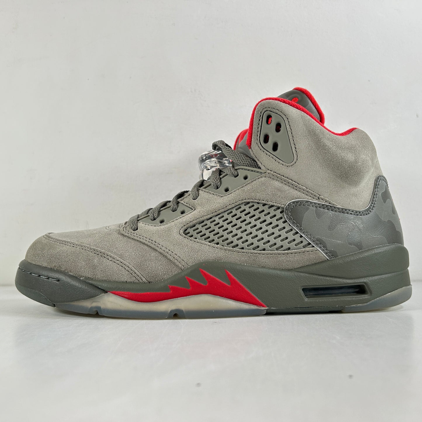 136027 051 Jordan 5 Retro P51 Camo [USED] - 10.5 M (VNDS) (Replace Box)