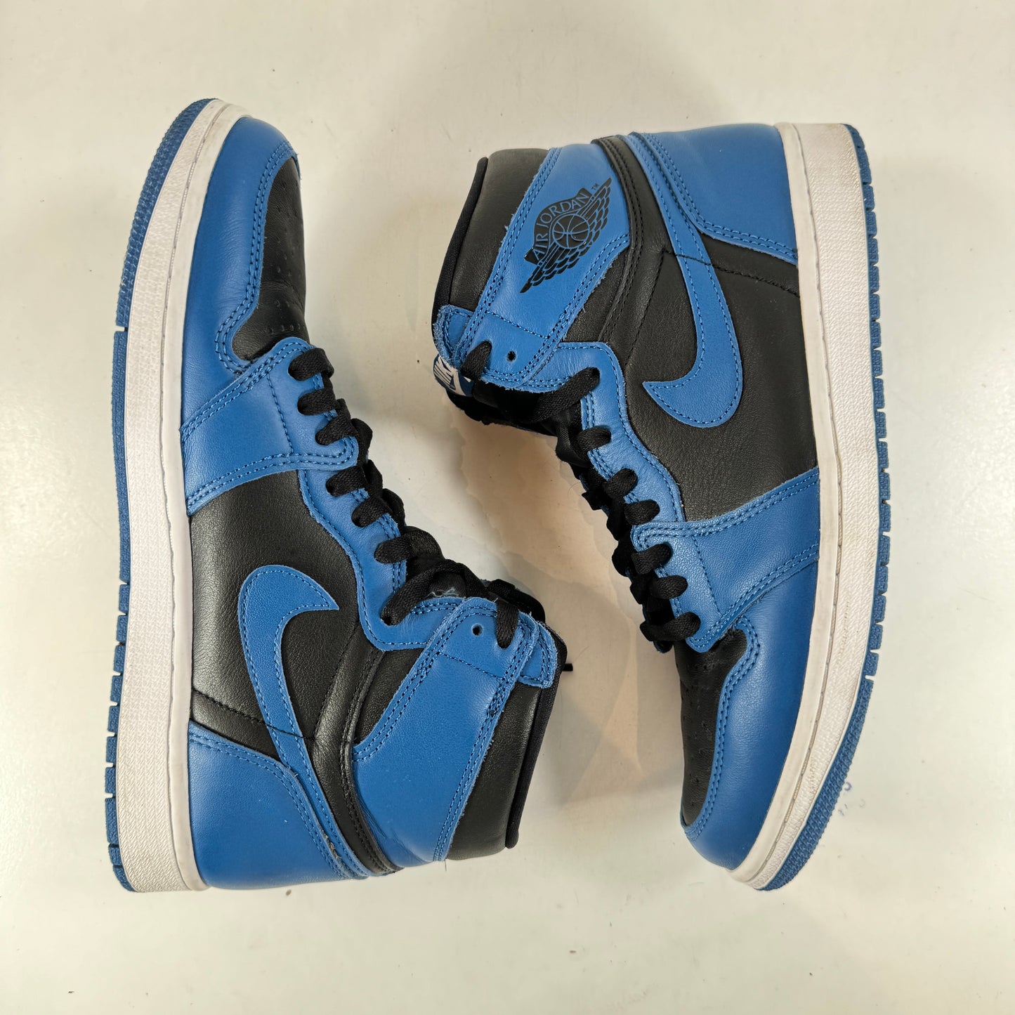 555088 404 Jordan 1 Retro High OG Dark Marina Blue [USED] - 9.5 M (Used)
