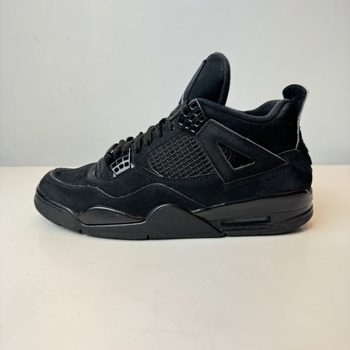 CU1110 010 Jordan 4 Black Cat 2020 [USED] - 8.5 M (Used)