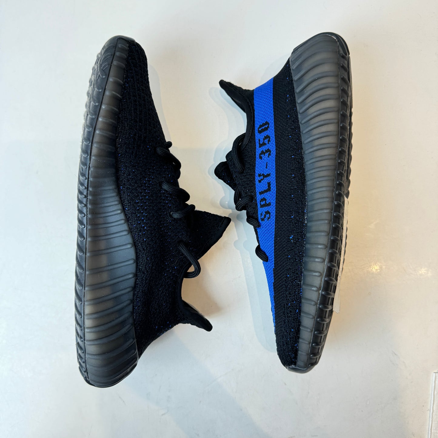 GY7164 Adidas Yeezy Boost 350 V2 Dazzling Blue [USED] - 5.5 M (Used)