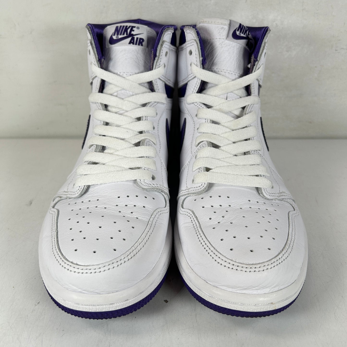 CD0461 151 Wmns Jordan 1 Retro High Court Purple [USED] - 9 W (VNDS)