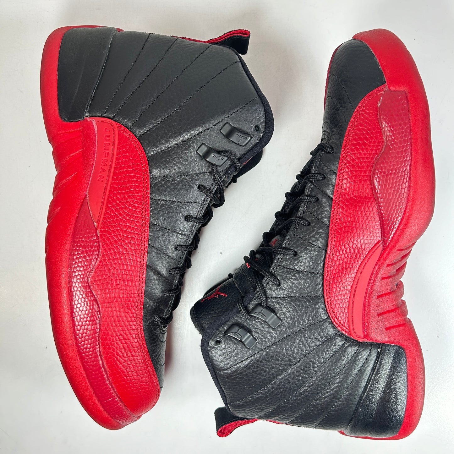 130690 002 Jordan 12 Retro Flu Game (2016) [USED] - 10 M (VNDS) (No Box)