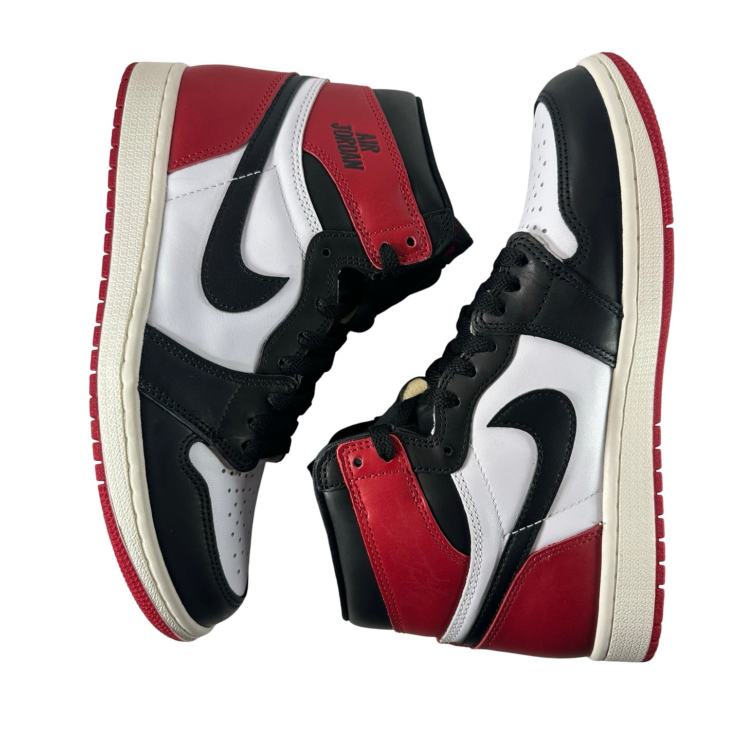 DZ5485 106 Air Jordan 1 High OG Black Toe Reimagined [USED] - 8 M (Used)