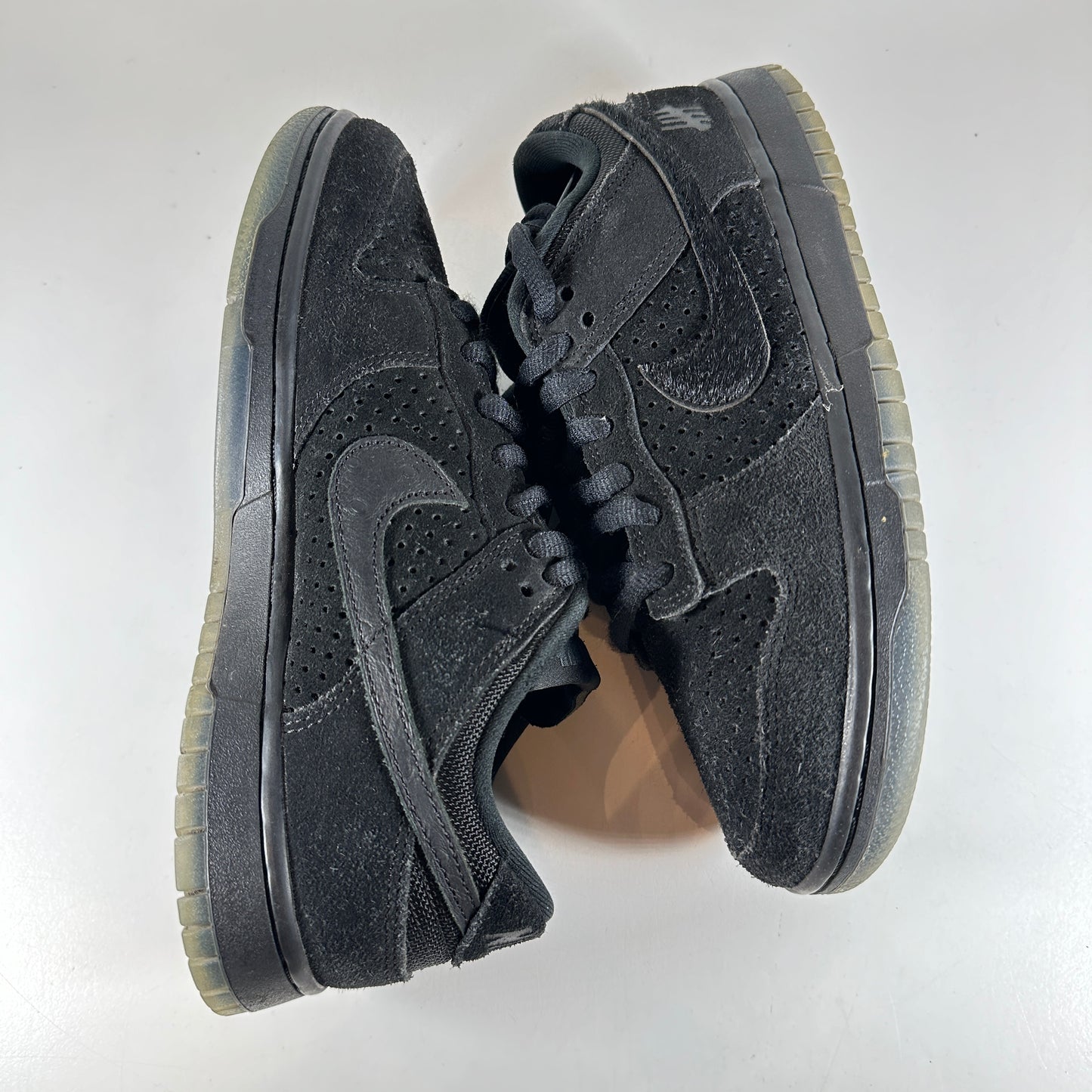 DO9329 001 Nike Dunk Low SP Undefeated 5 On It Black [USED] - 7 M (Used)
