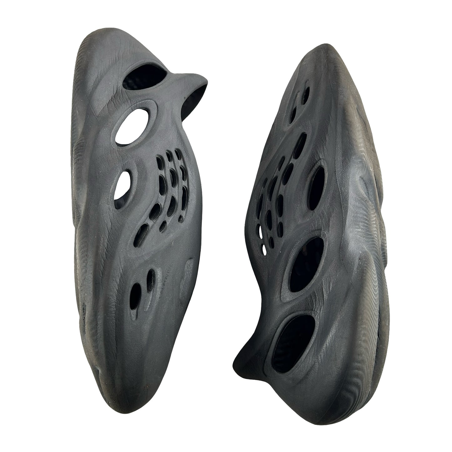 HP8739 Adidas Yeezy Foam RNR Onyx [USED] - 13 M (Used4)