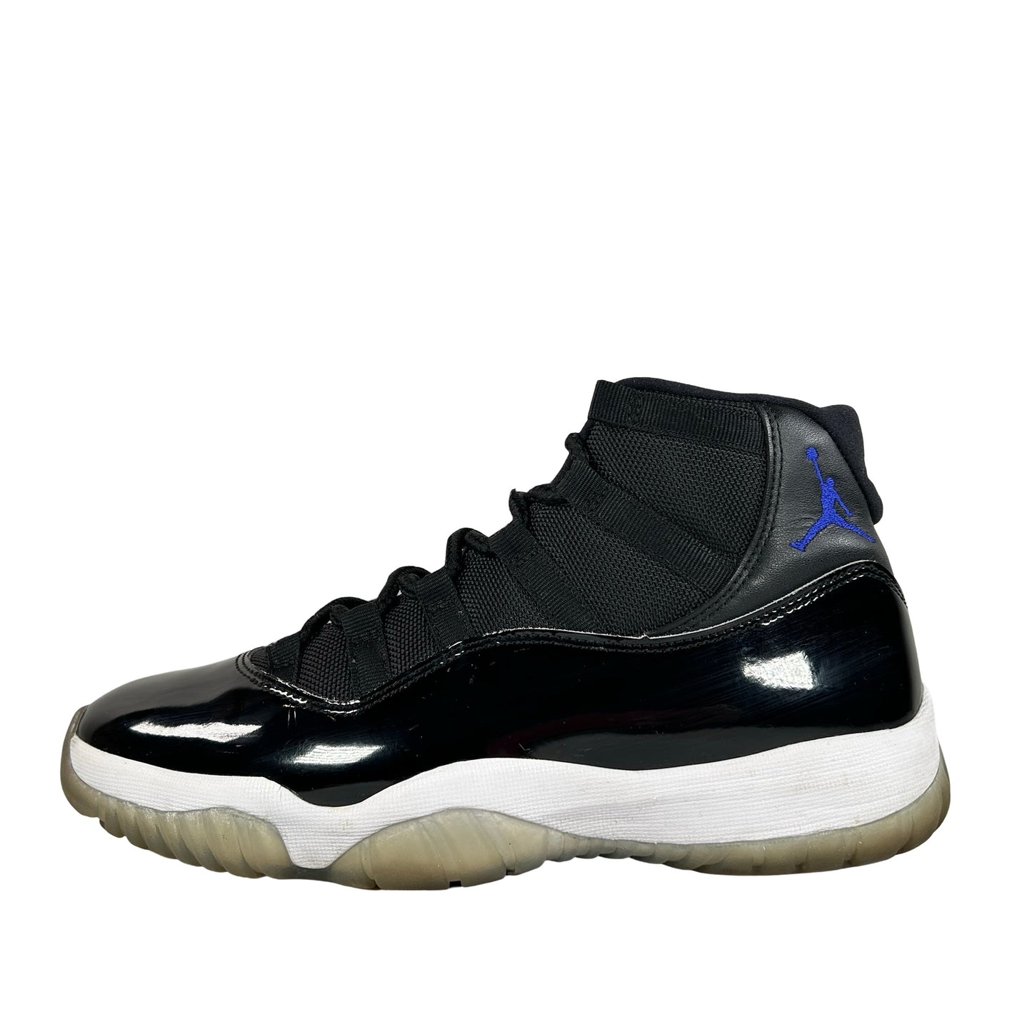 378037 003 Jordania 11 Space Jam (2016)