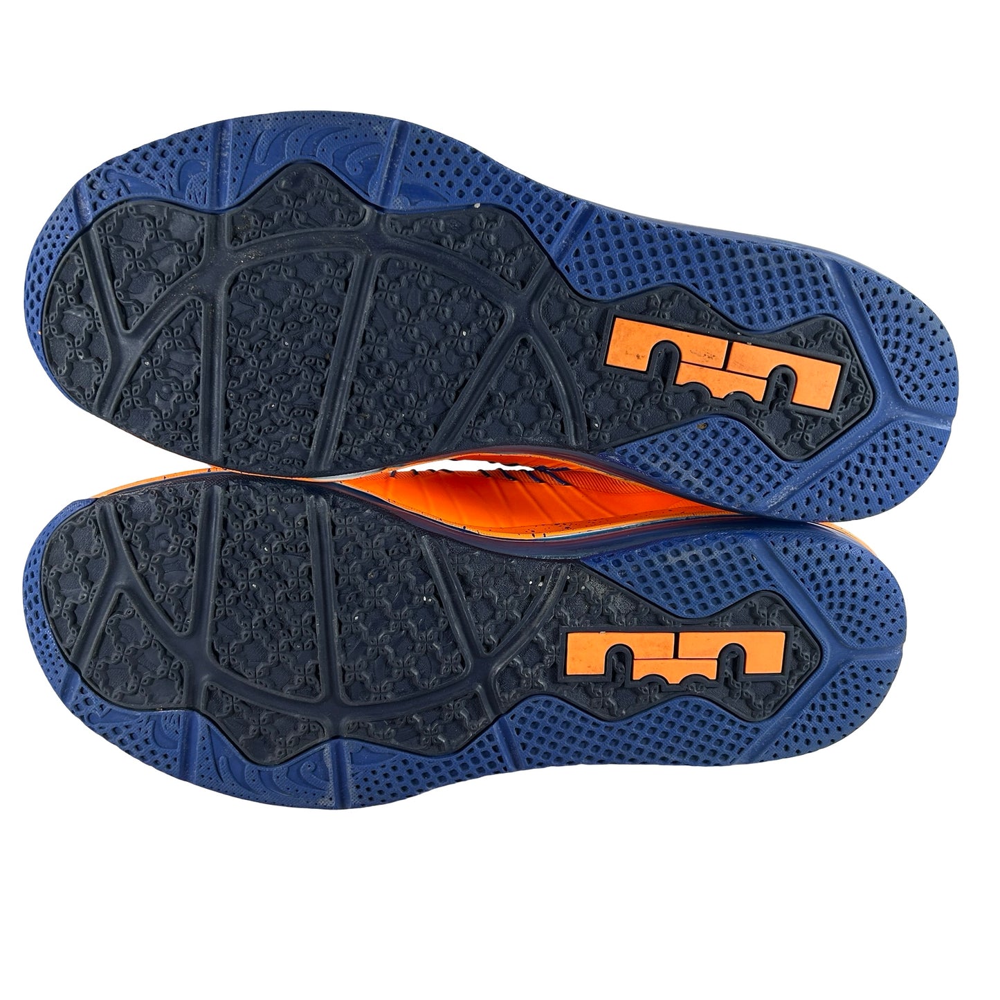 579765 800 Nike LeBron X Low Knicks HWC [USED] - 11.5 M (Used)