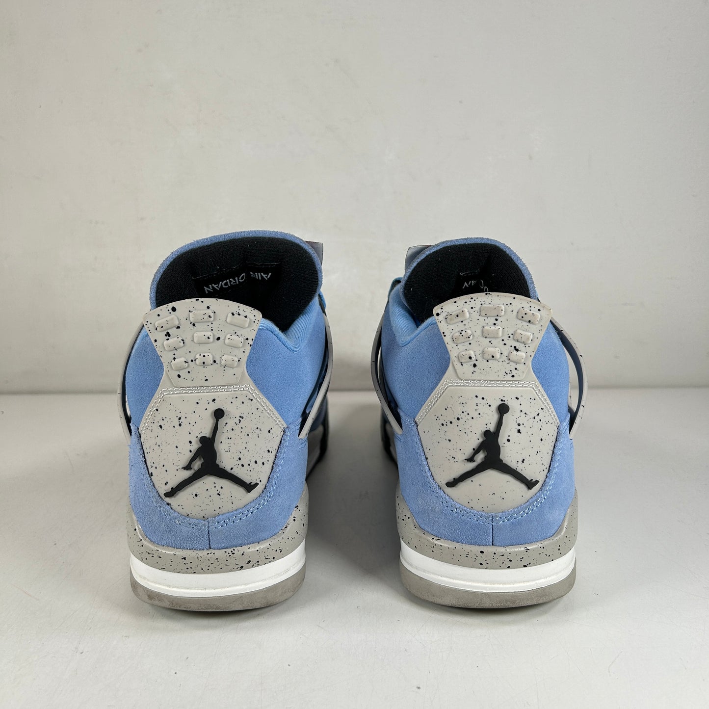 CT8527 400 Jordan 4 University Blue [USED] - 10 M (Used)