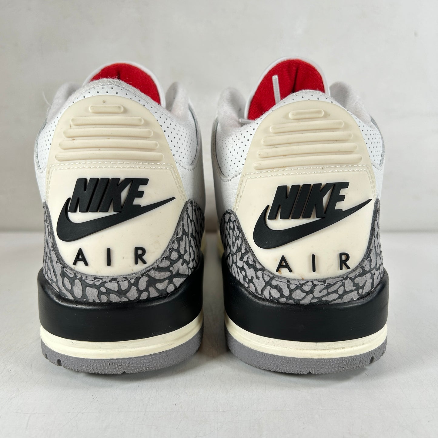 DN3707 100 Jordan 3 Retro White Cement Reimagined [USED] - 9.5 M (Used7)