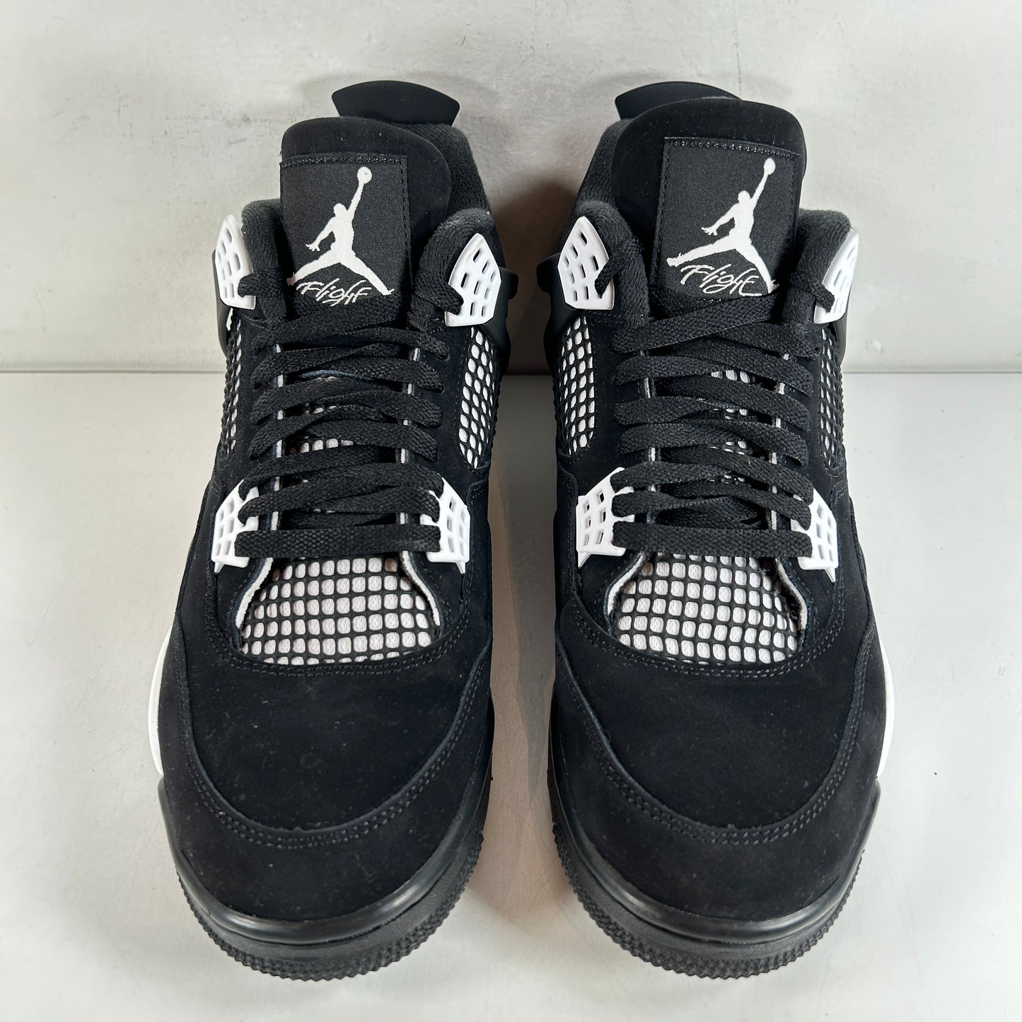 FQ8138 001 Air Jordan 4 Retro White Thunder [USED] - 10.5 M (Used)