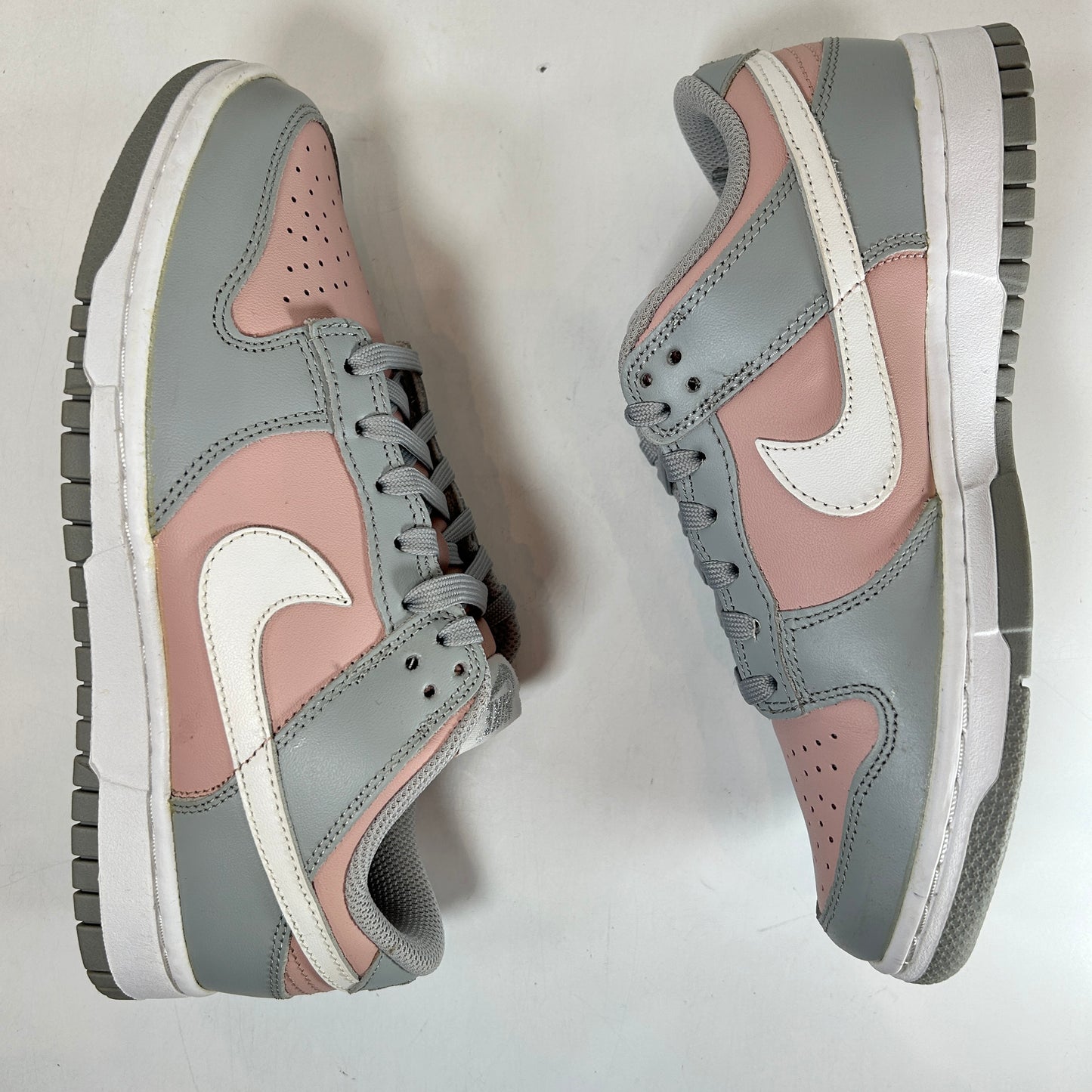 DM8329 600 Nike Dunk Low Soft Grey [CONDITIONAL] - 7.5 W (Yellowing)