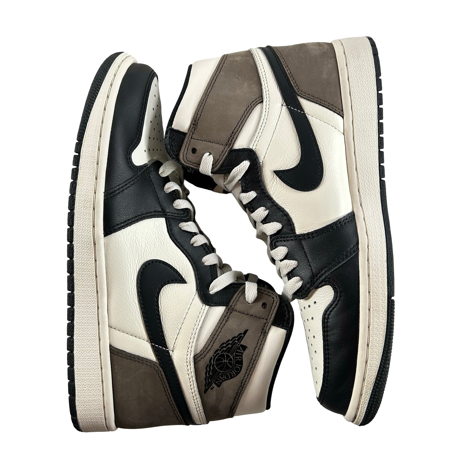 555088 105 Jordan 1 Mocha [USED] - 9 M (Used5)