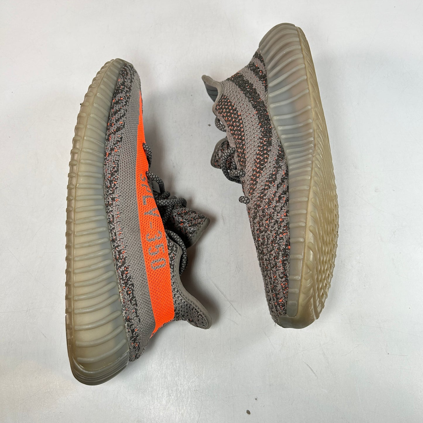 GW1229 Yeezy Boost 350 V2 Beluga Reflective [USED] - 9 M (Used)