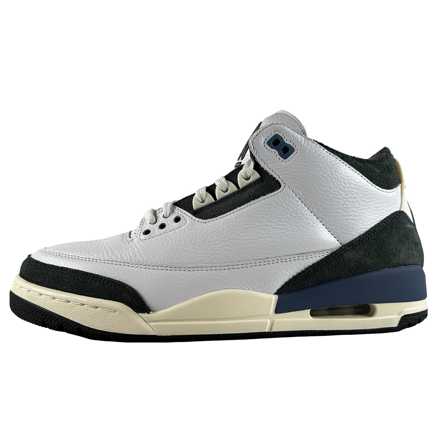HV8571 100 Jordan 3 Retro OG SP A Ma Maniére Diffused Blue [USED] - 11 M (Used)