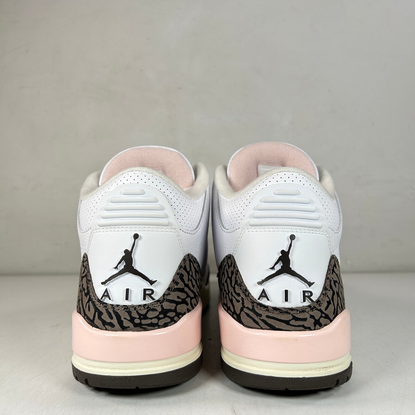 CK9246 102 Jordan 3 Retro Neapolitan Dark Mocha (Women's) [USED] - 10 W (VNDS)