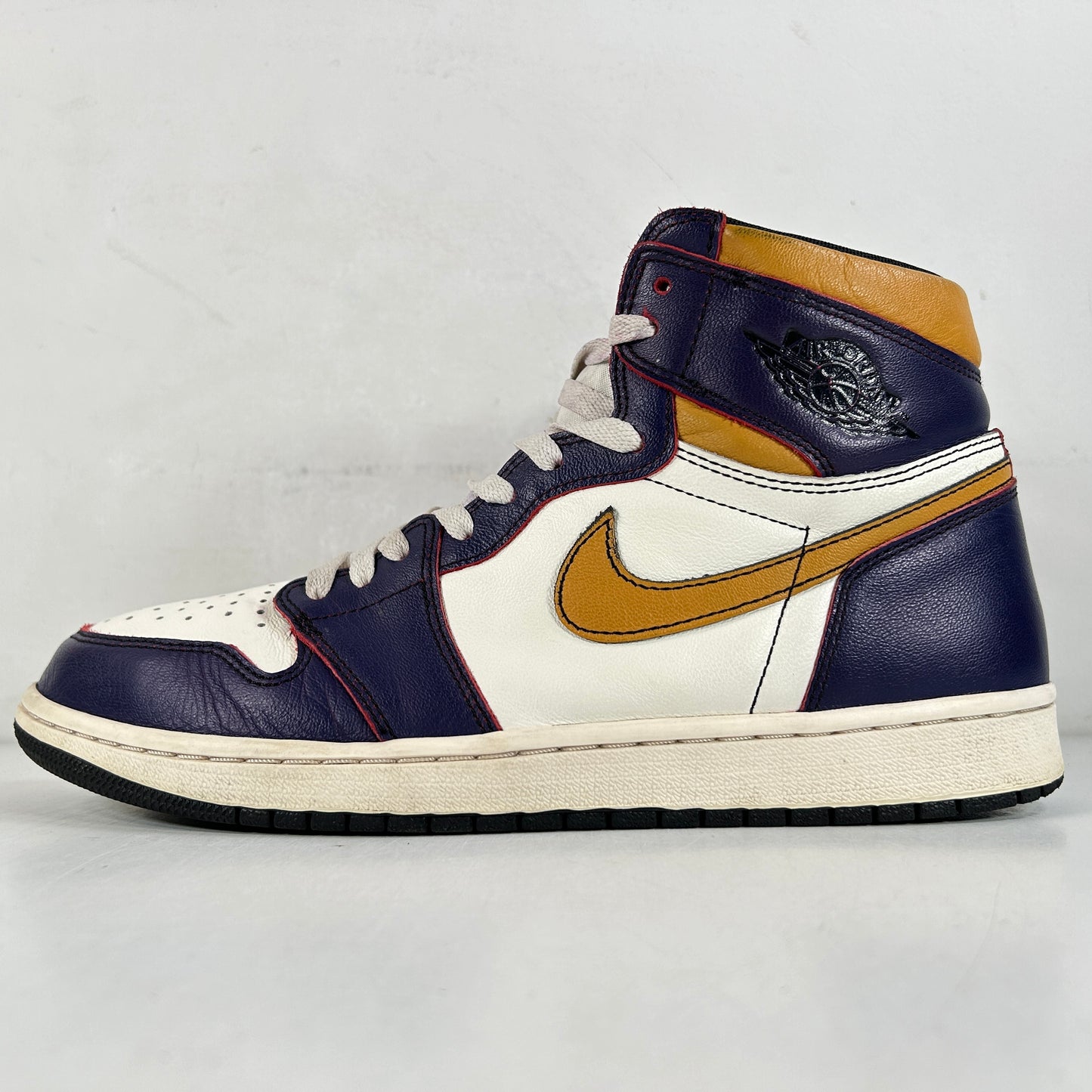 CD6578 507 Jordan 1 SB LA to CHI [USED] - 11 M (Used)