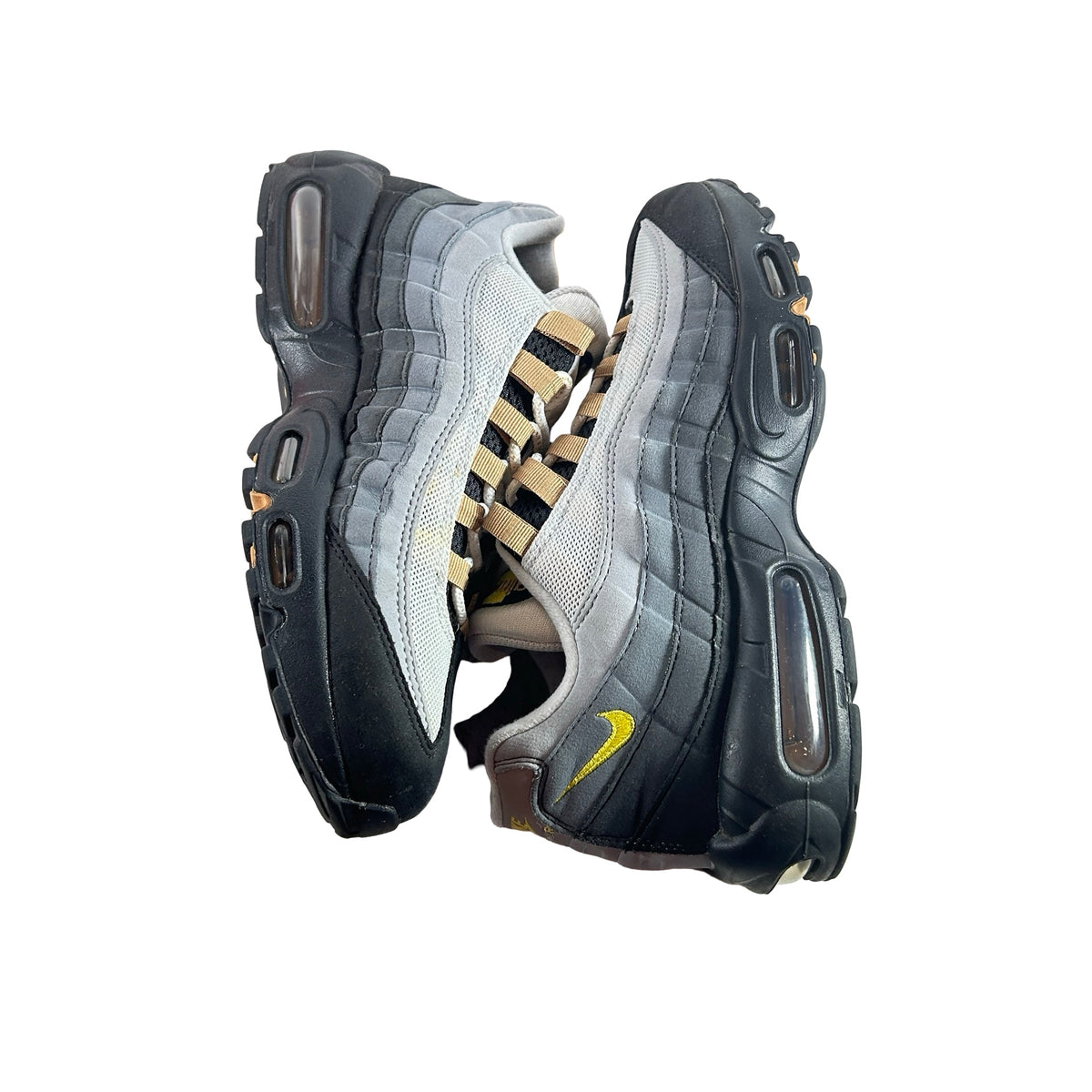DX4236 100 Nike Air Max 95 Icons Yellow Strike [USED] - 9 M (Used)