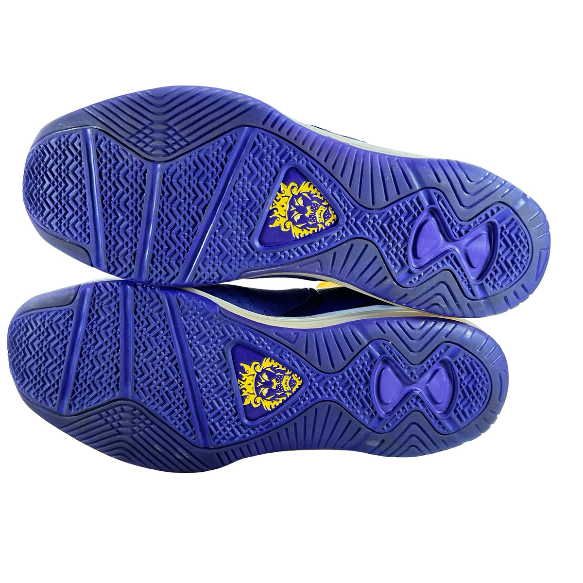 DC8380 500 Nike LeBron 8 Lakers [USED] - 13 M (Used) (No Box)