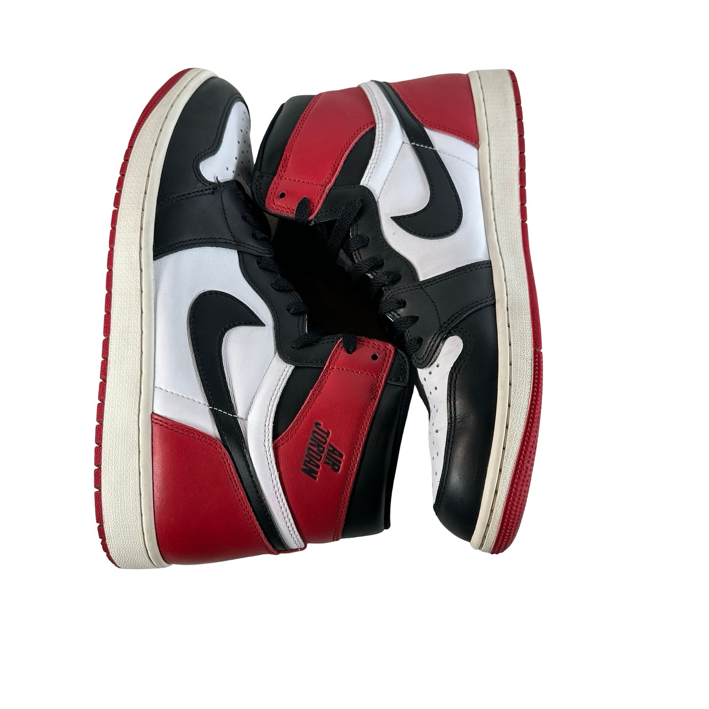 DZ5485 106 Jordan 1 Retro High OG Black Toe Reimagined [USED] - 13 M (Used4)
