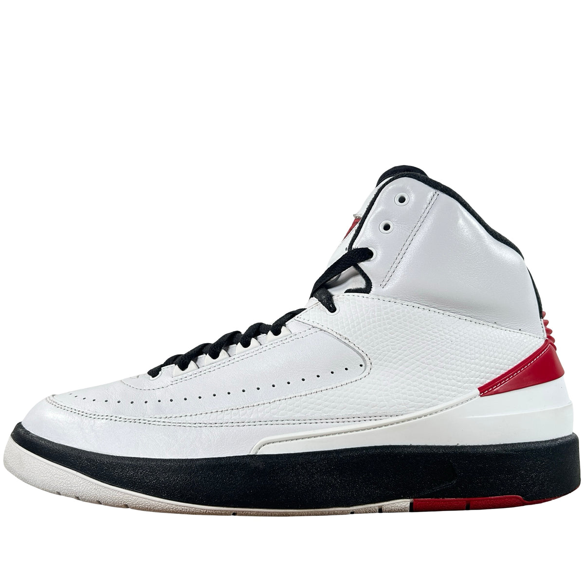 DX2454 106 Jordan 2 Retro OG Chicago (2022) [USED] - 13 M (Used4)