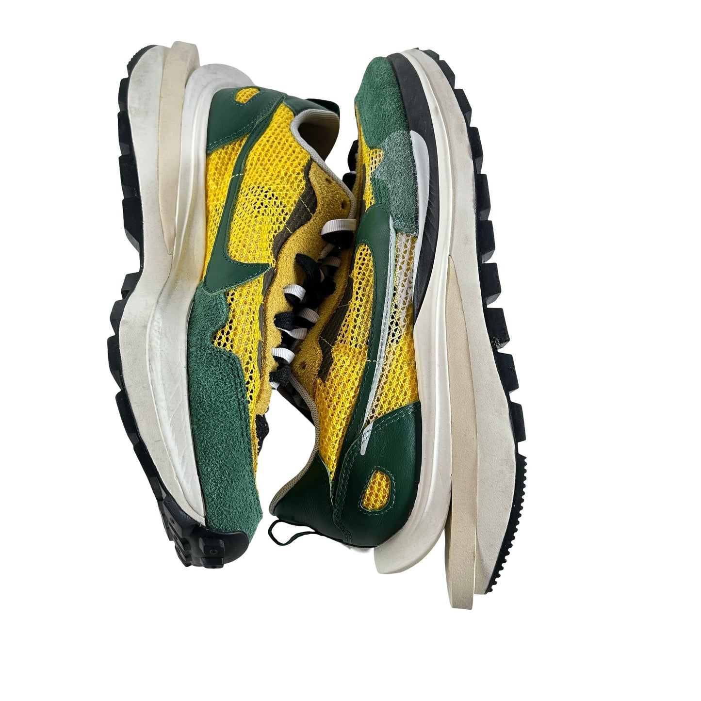 CV1363 700 Nike Vaporwaffle sacai Tour Yellow Stadium Green [USED] - 9.5 M (Used) (No Box)