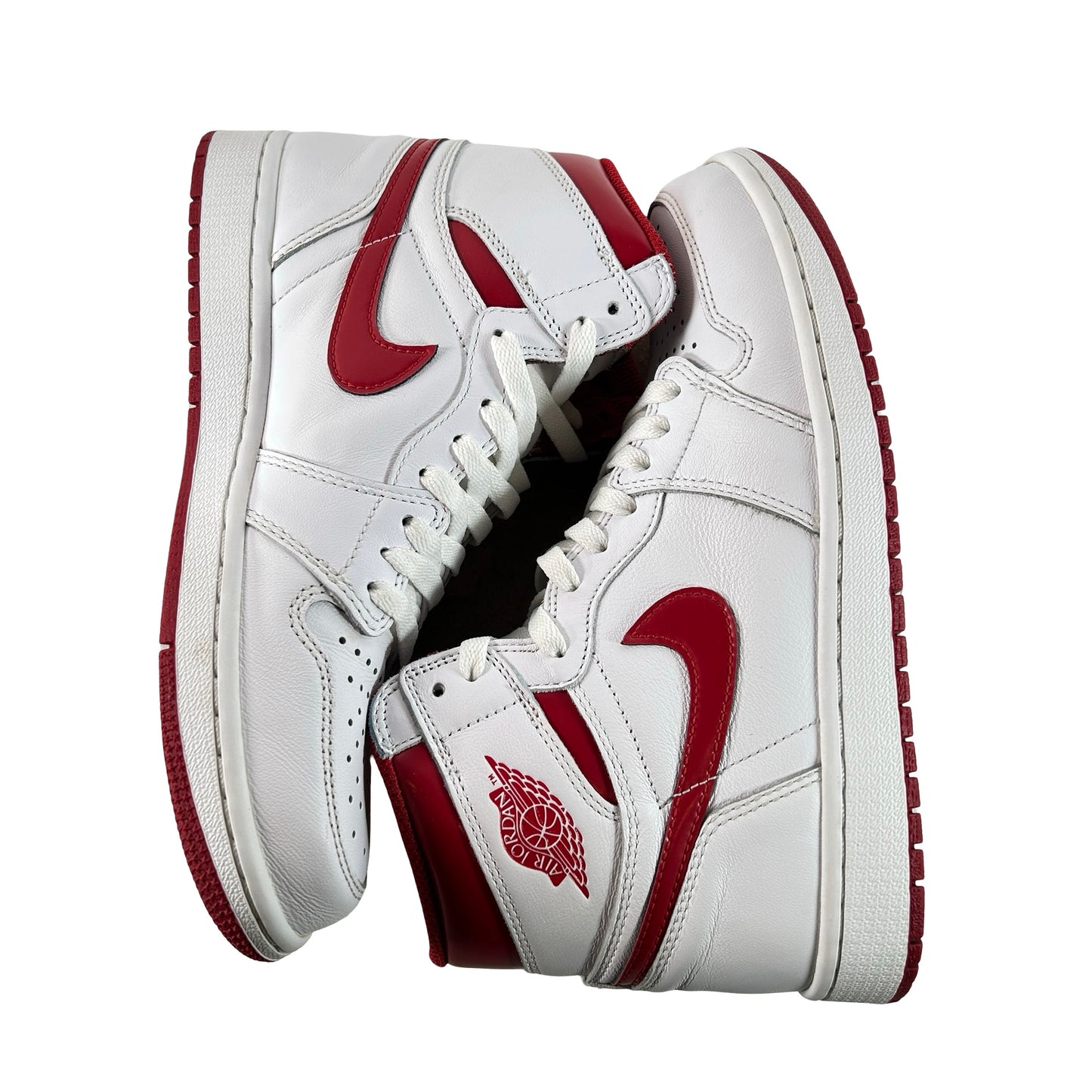 555088 103 Jordan 1 Retro Metallic Red (2017) [USED] - 8.5 M (Used2)