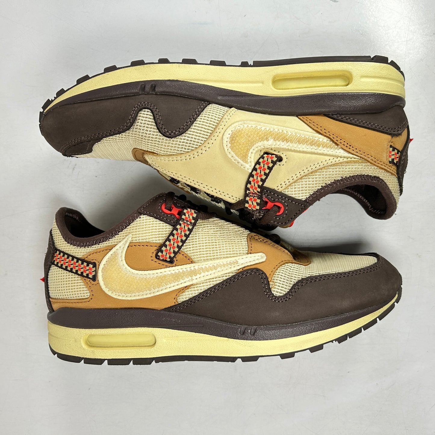 DO9392 200 Nike Air Max 1 Travis Scott Brown [USED] - 7.5 M (Used)