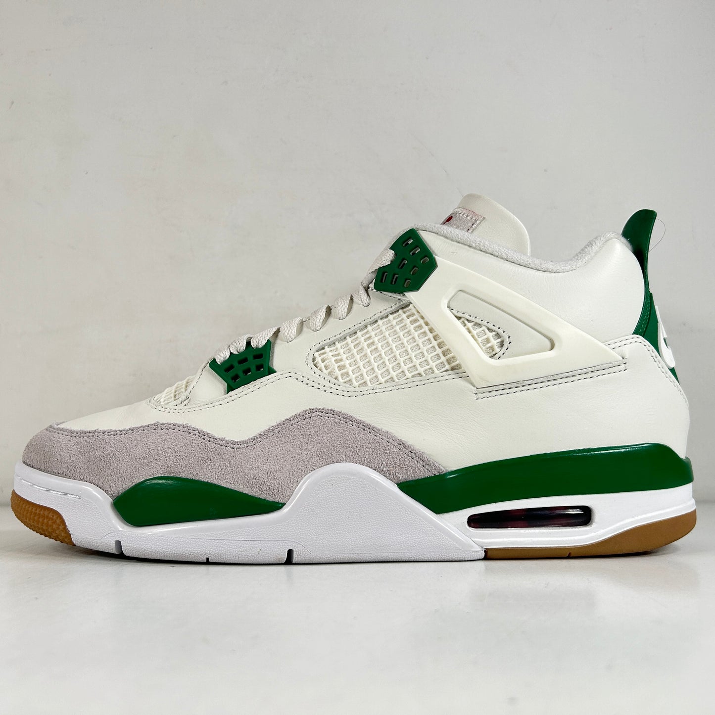 DR5415 103 Jordan 4 Retro SB Pine Green [USED] - 12 M (Used)