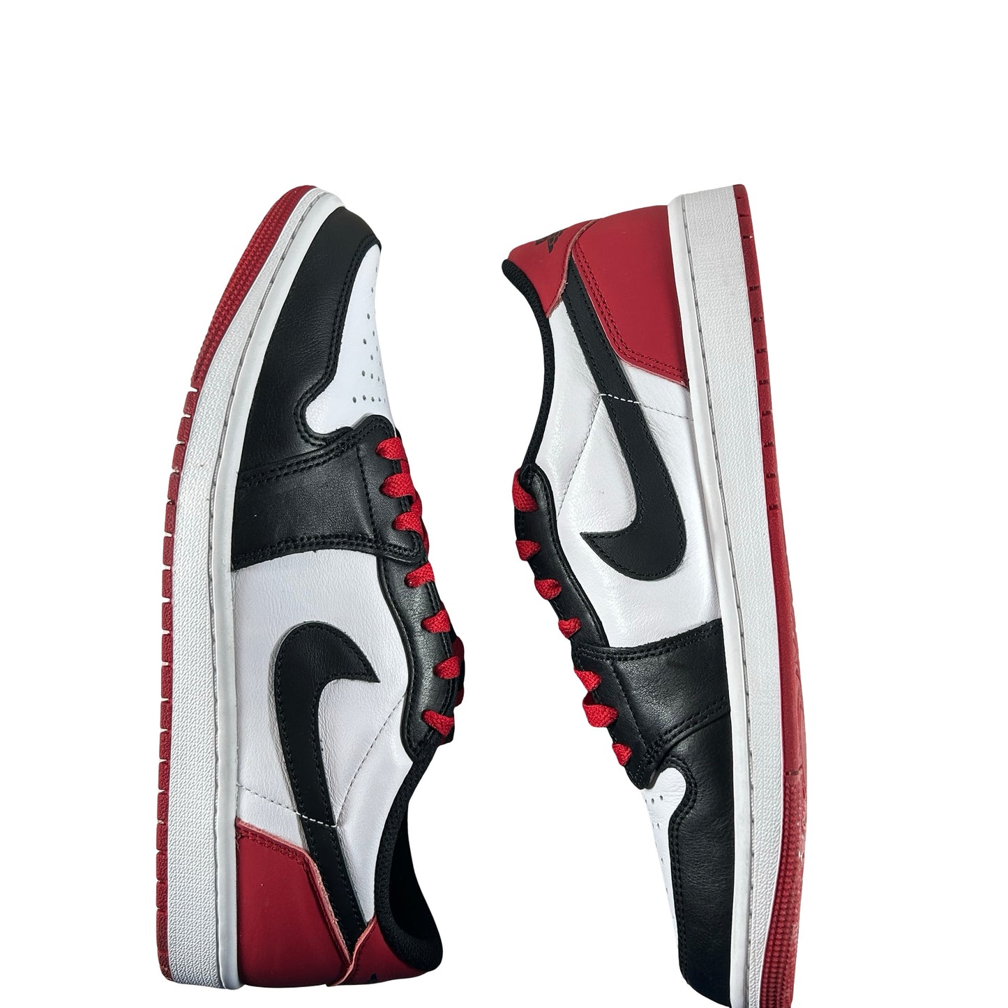CZ0790 106  Jordan 1 Retro Low OG Black Toe (2023) [USED] - 11 M (Used5)