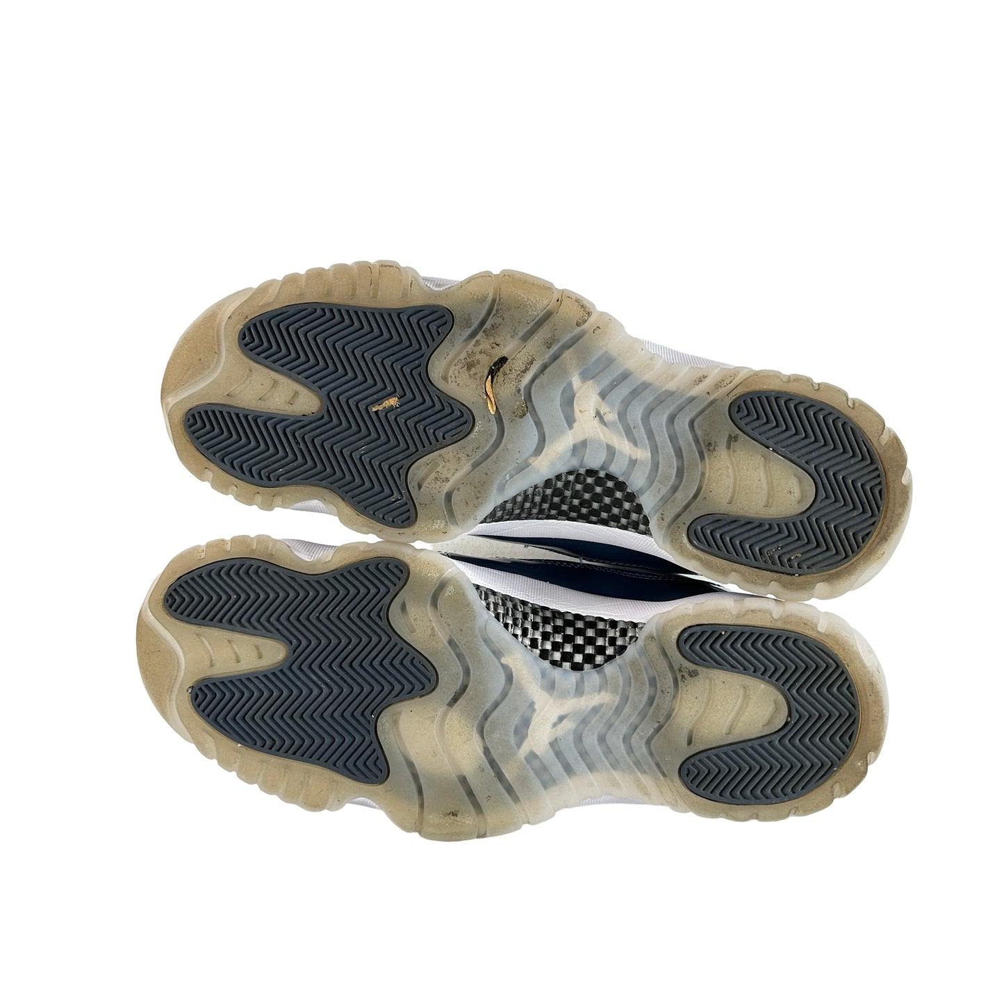 FV5104 104 Jordan 11 Retro Low Diffused Blue (2024) [USED] - 13 M (Used)